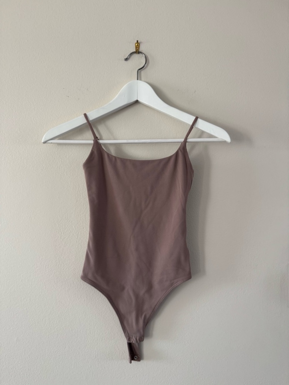 Aritzia Babaton Contour: Spaghetti-Strap Bodysuit